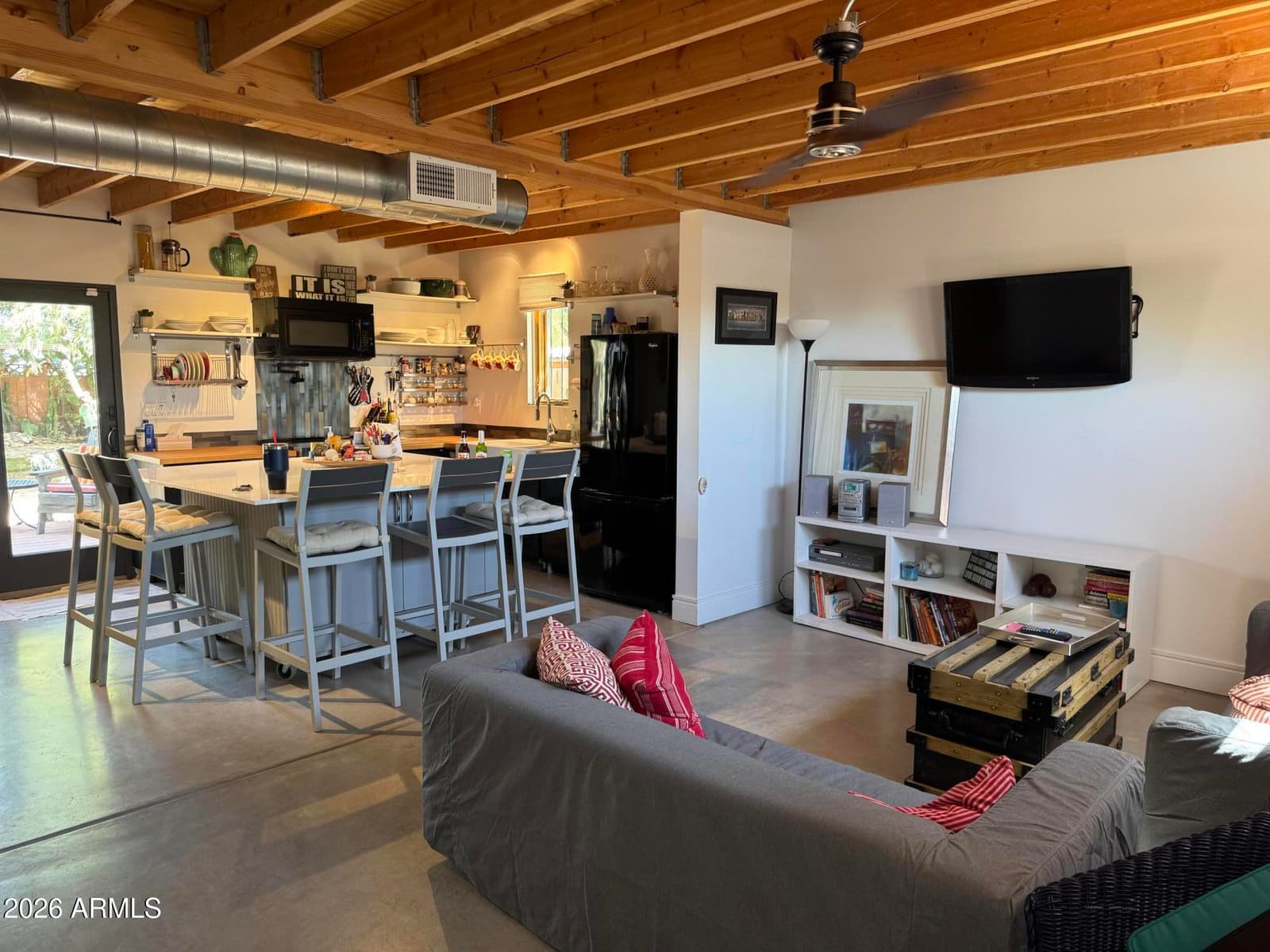 4002 W San Juan Avenue, Phoenix, AZ 85019 — photo 10 of 42
