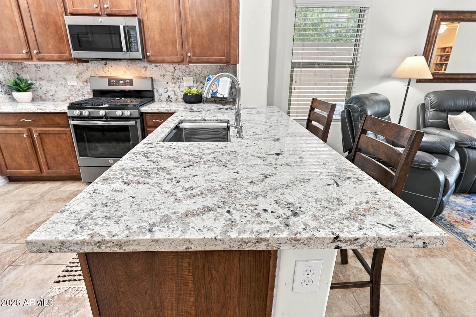 5440 W Yearling Road, Phoenix, AZ 85083 — photo 7 of 61