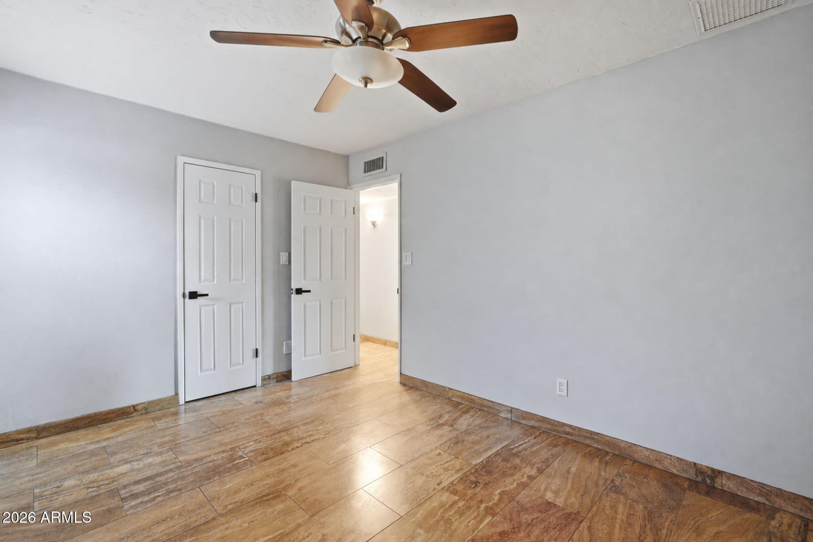 19 E Canterbury Court, Phoenix, AZ 85022 — photo 28 of 40