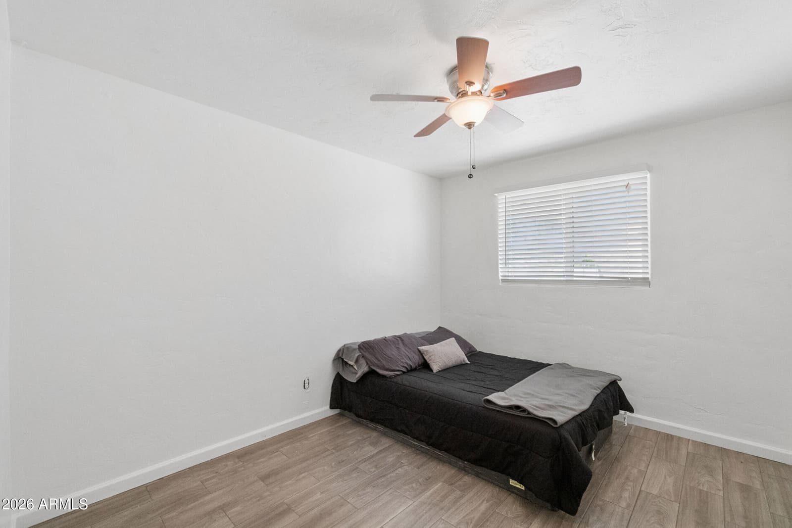 5624 N 30th Drive, Phoenix, AZ 85017 — photo 11 of 18