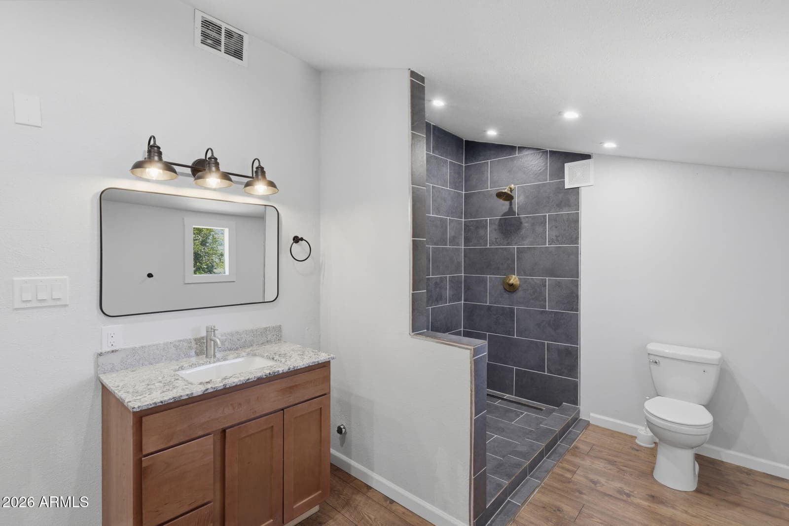 270 S Sutherland Street, Globe, AZ 85501 — photo 12 of 33