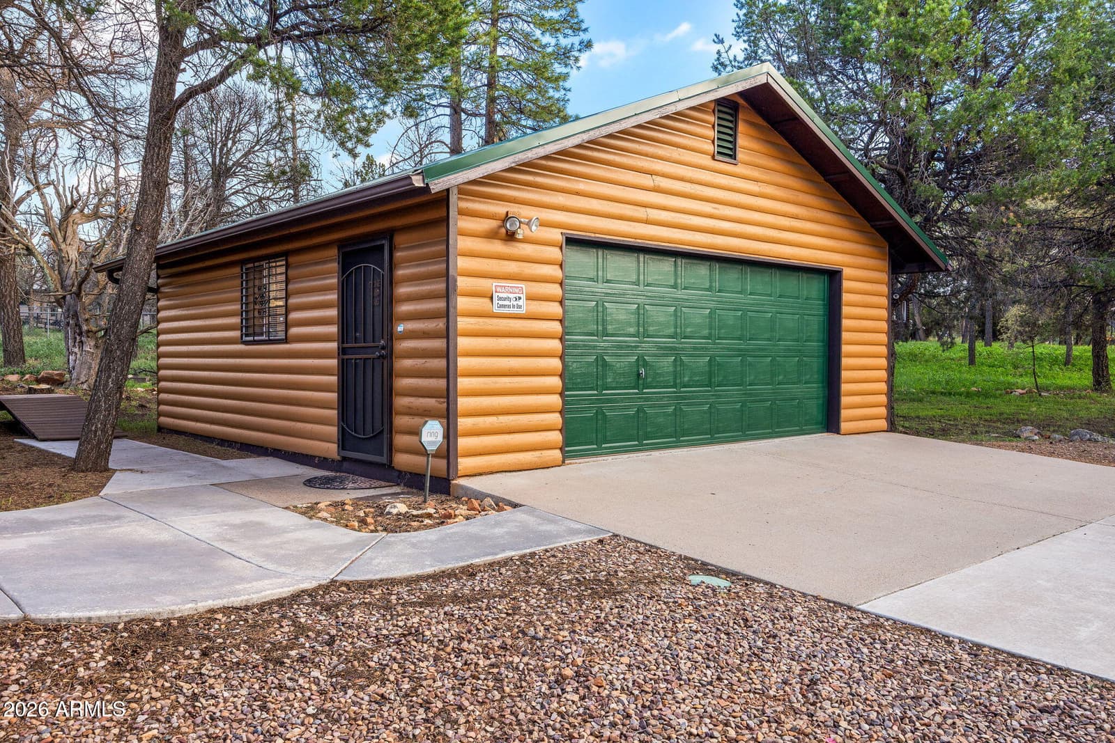 3339 Navajo Drive, Overgaard, AZ 85933 — photo 25 of 35