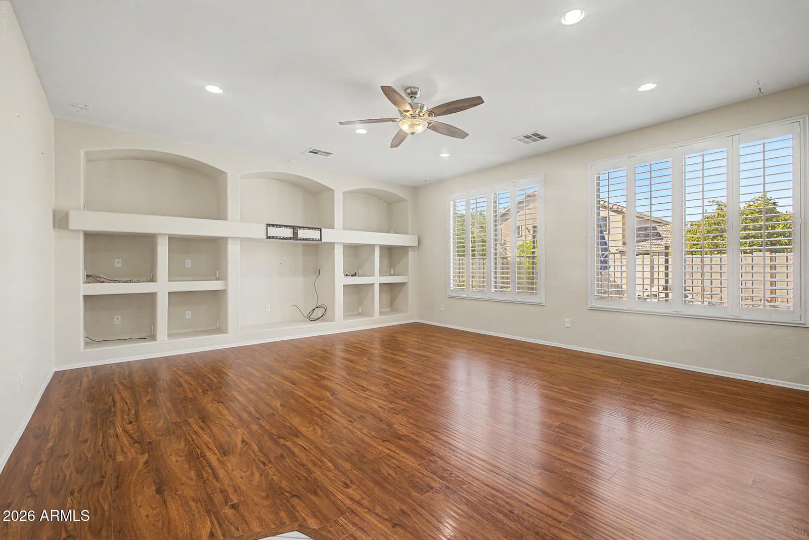 10418 W Edgemont Drive, Avondale, AZ 85392 — photo 18 of 39