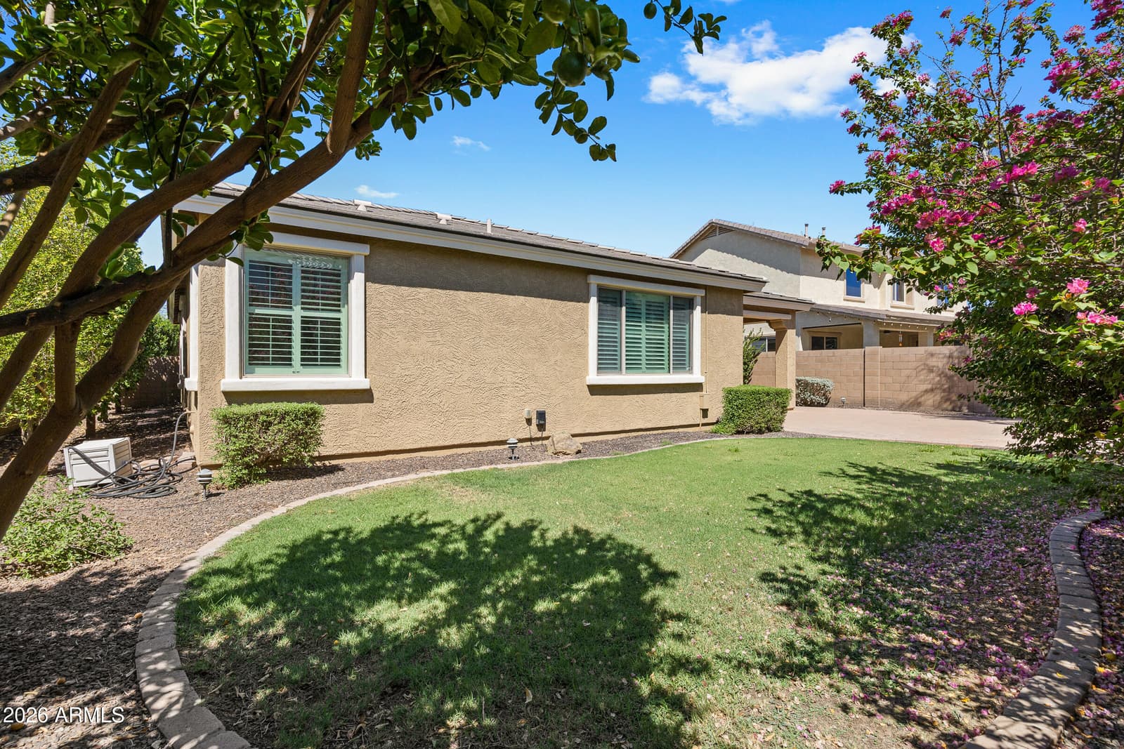 957 E Rojo Way, Gilbert, AZ 85297 — photo 13 of 91