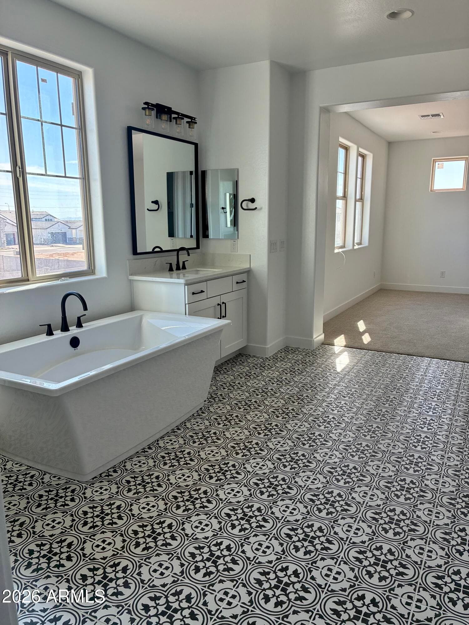 1093 E Palm Beach Drive, Chandler, AZ 85249 — photo 5 of 37