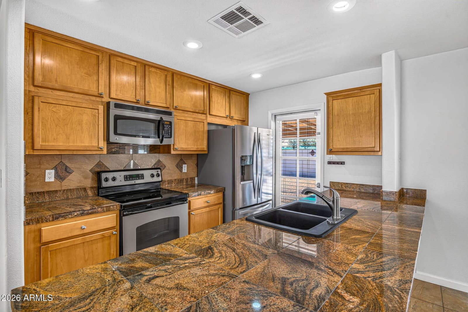 619 E Diamond Drive, Tempe, AZ 85283 — photo 12 of 42