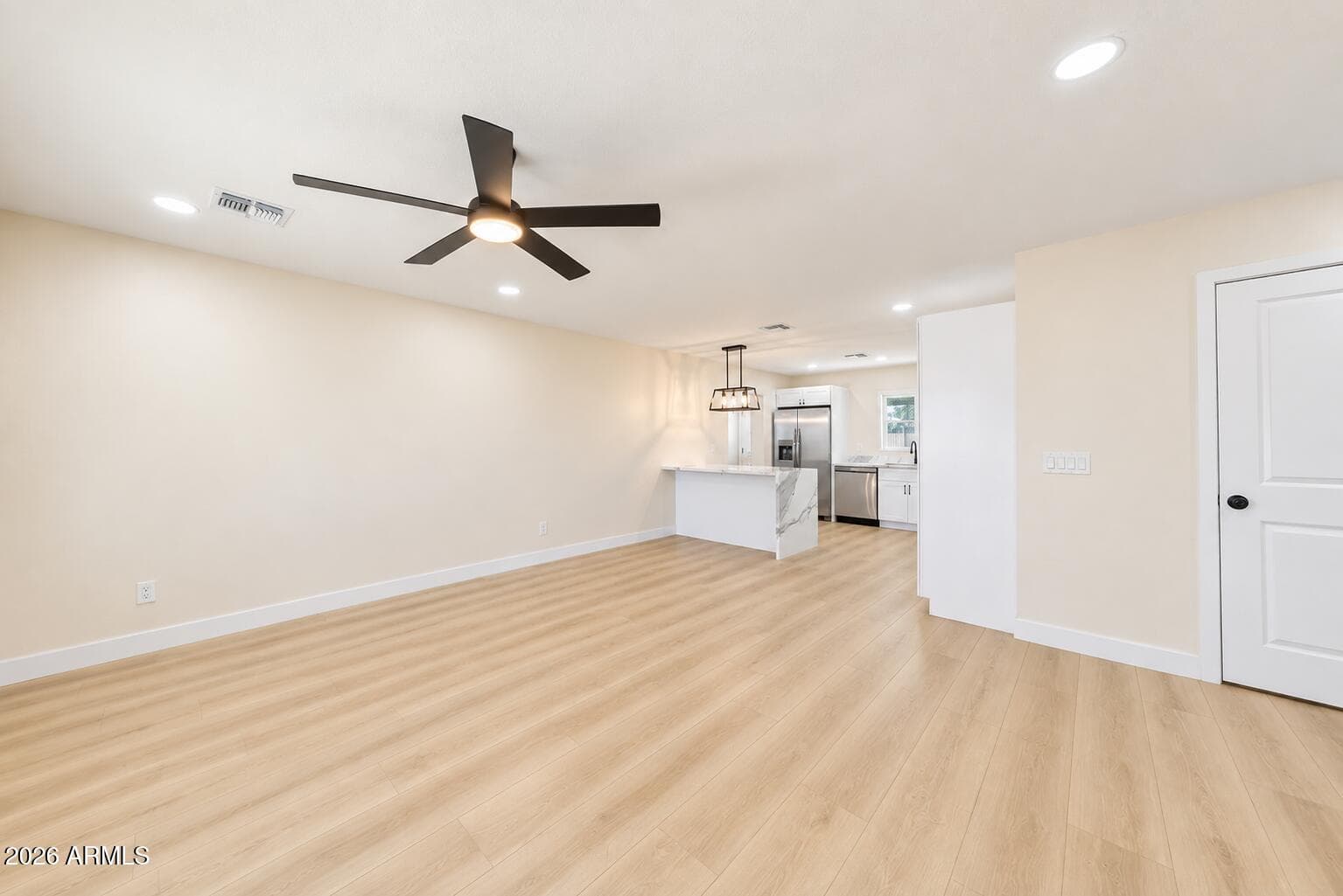7141 W Vernon Avenue, Phoenix, AZ 85035 — photo 5 of 27
