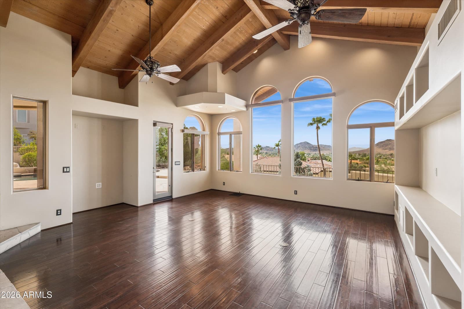 1121 E Country Gables Drive, Phoenix, AZ 85022 — photo 8 of 80