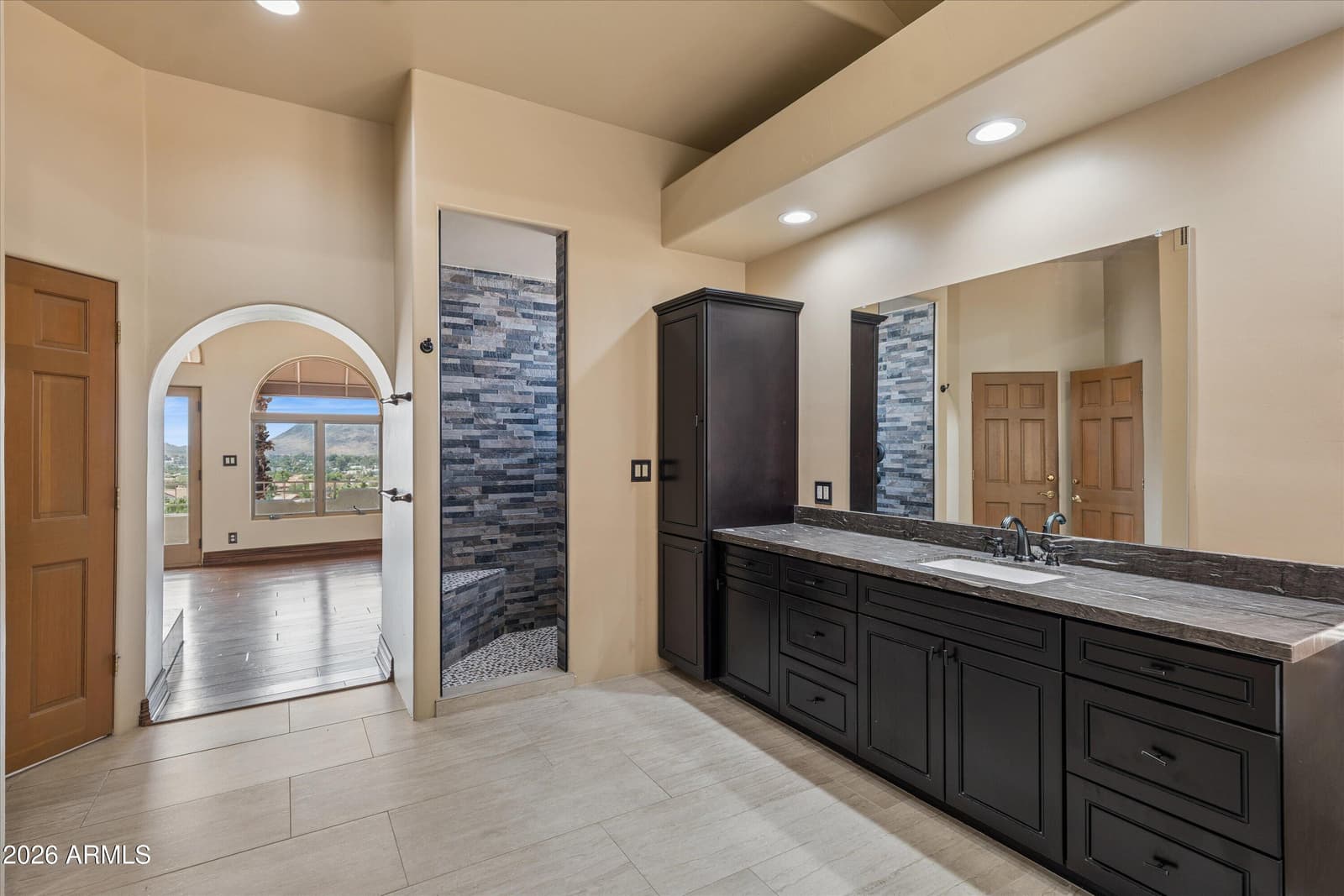 1121 E Country Gables Drive, Phoenix, AZ 85022 — photo 32 of 80