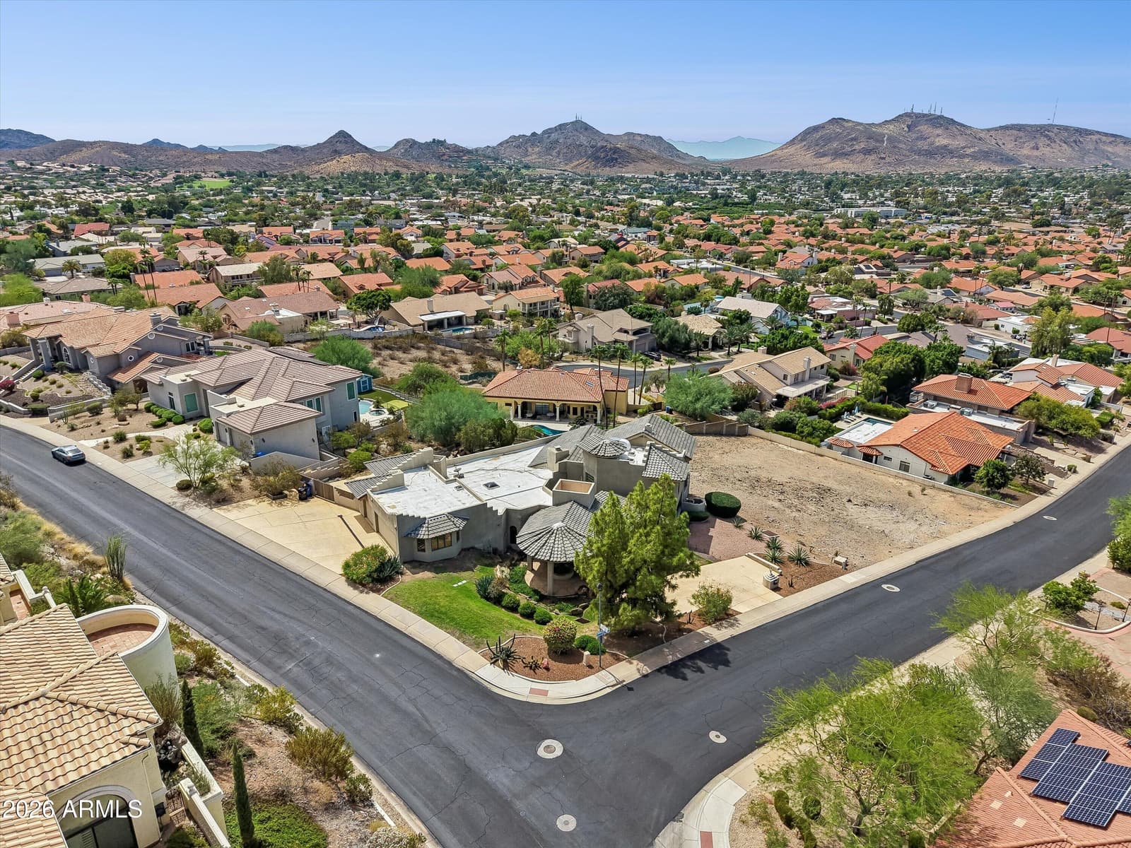 1121 E Country Gables Drive, Phoenix, AZ 85022 — photo 74 of 80