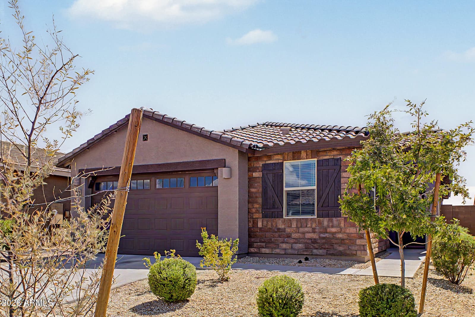 2979 E Yuma Avenue, Apache Junction, AZ 85119 — photo 6 of 36