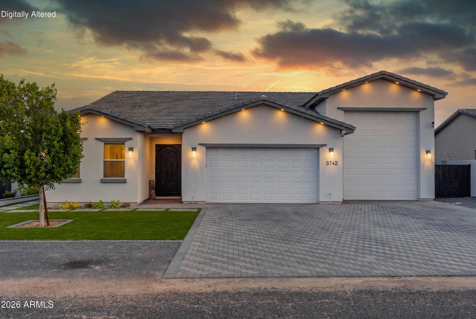 5742 E Red Bird Lane E, San Tan Valley, AZ 85140 — photo 1 of 37