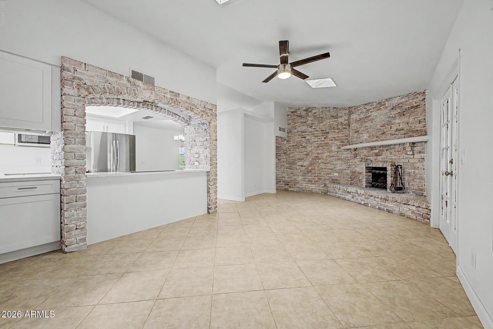 18431 N 3rd Avenue, Phoenix, AZ 85023 — photo 7 of 28