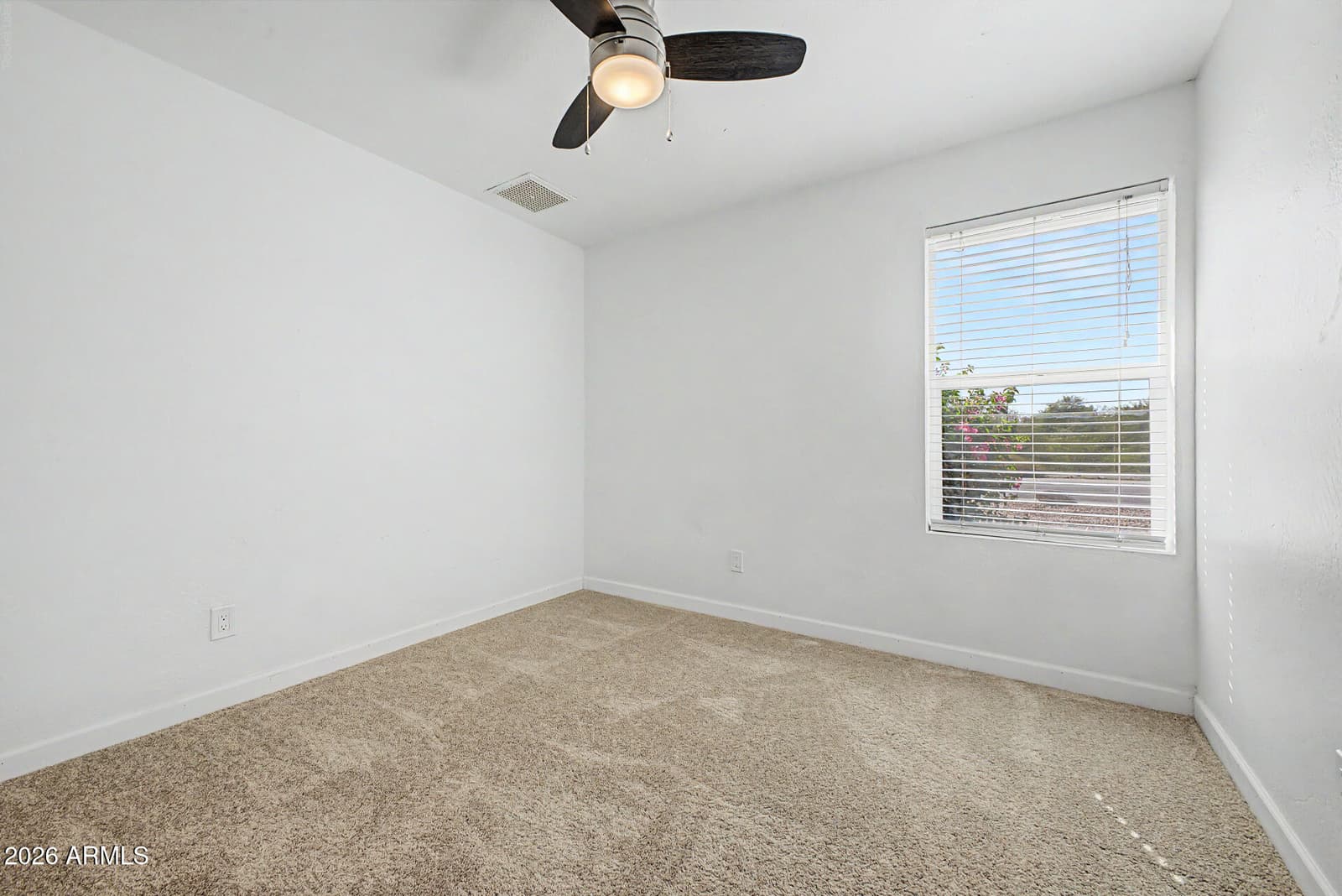 18431 N 3rd Avenue, Phoenix, AZ 85023 — photo 16 of 28
