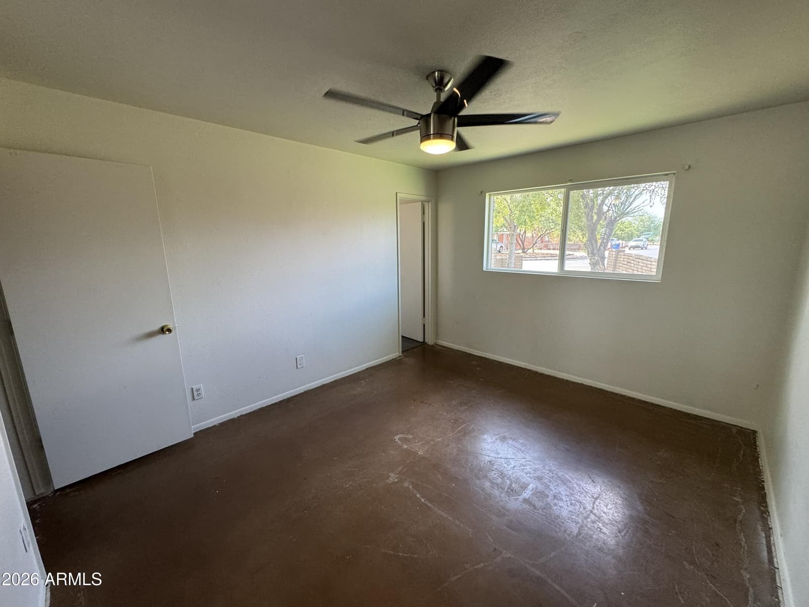 6331 N 31st Drive, Phoenix, AZ 85017 — photo 13 of 26