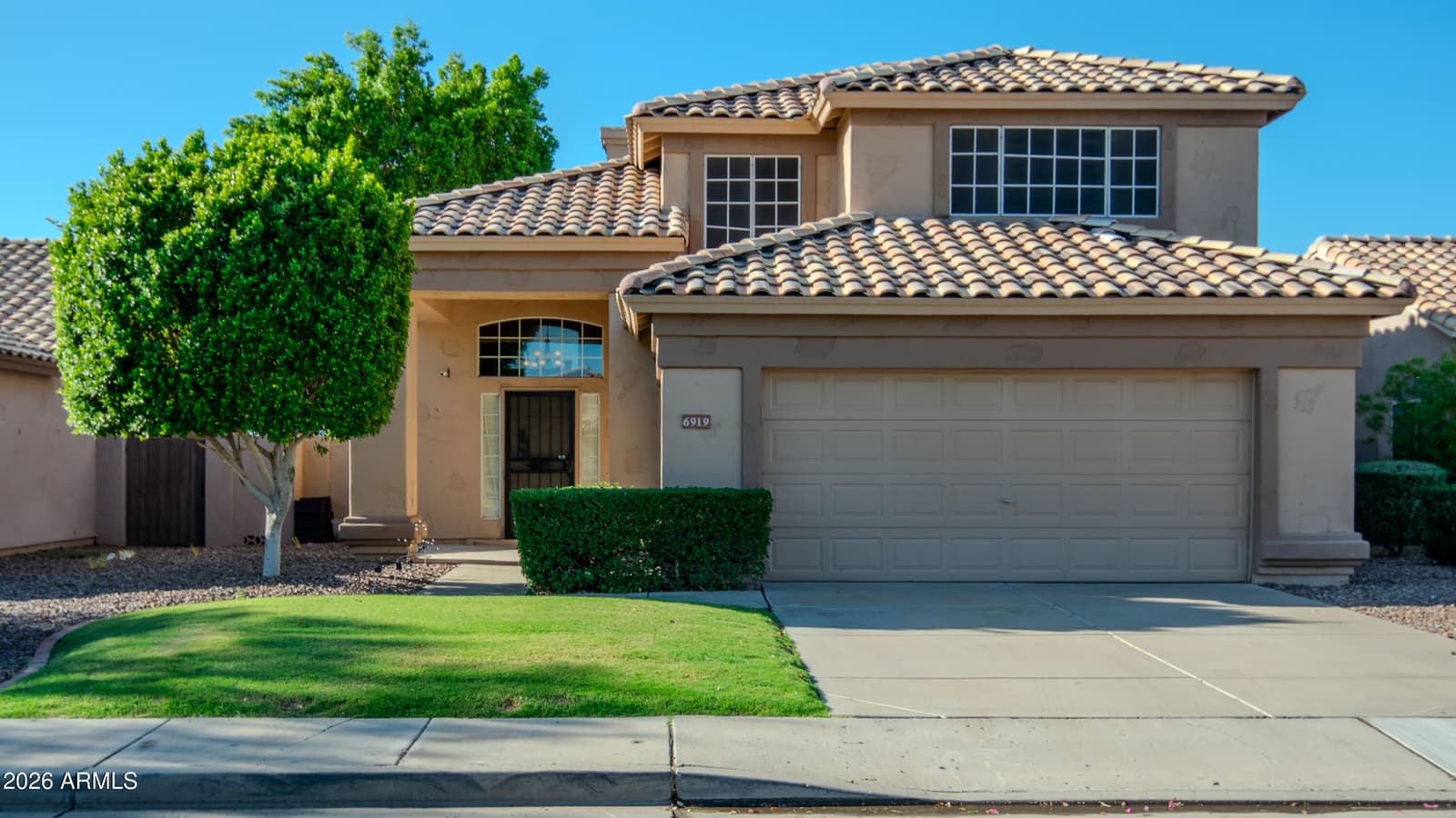6919 W Via Del Sol Drive, Glendale, AZ 85310 — photo 1 of 32