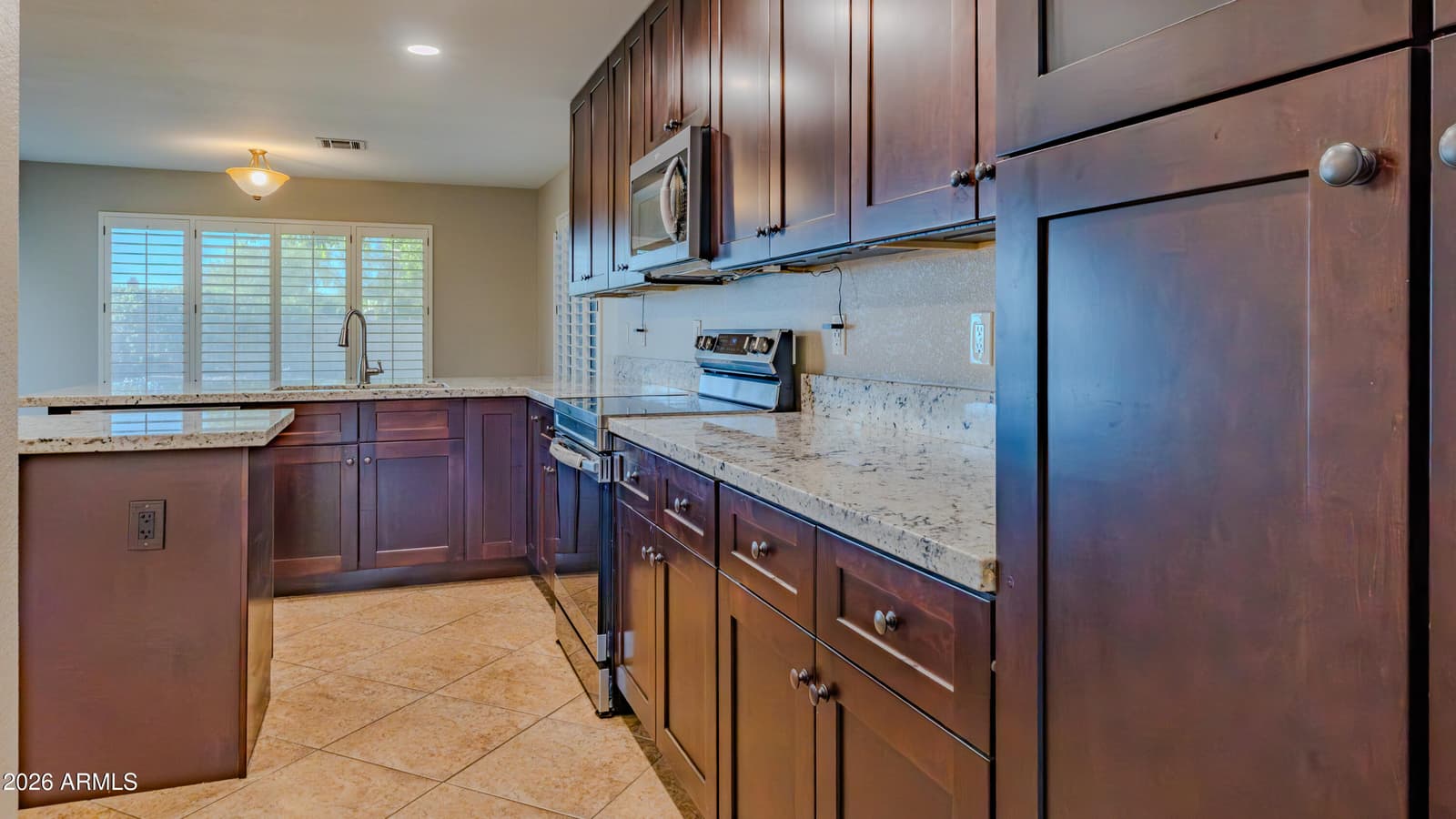 6919 W Via Del Sol Drive, Glendale, AZ 85310 — photo 16 of 32