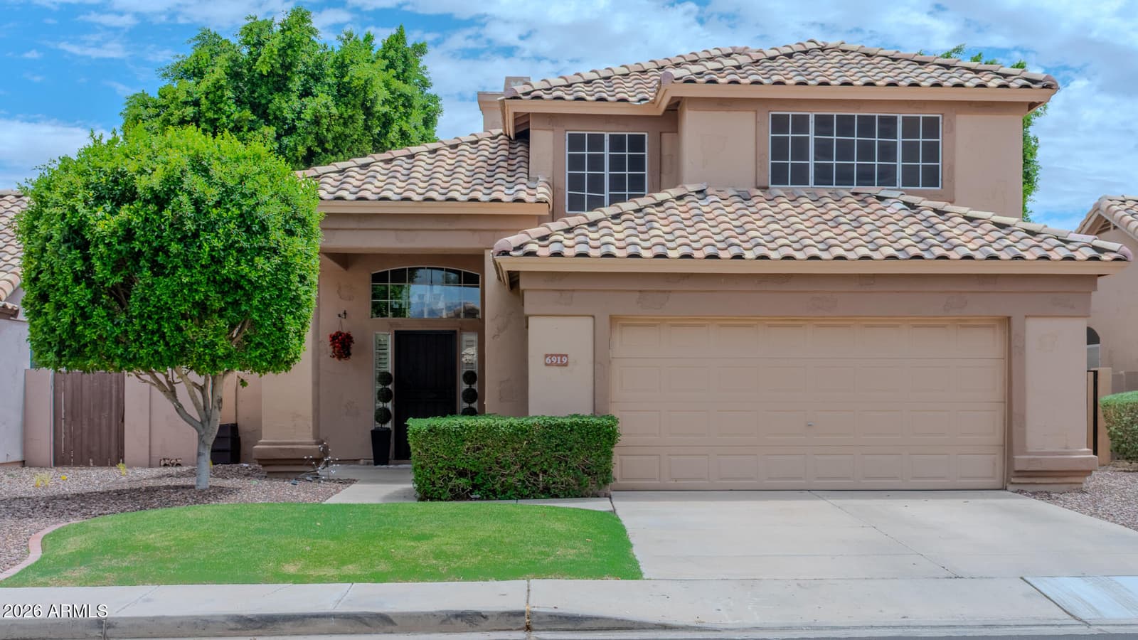 6919 W Via Del Sol Drive, Glendale, AZ 85310 — photo 2 of 32