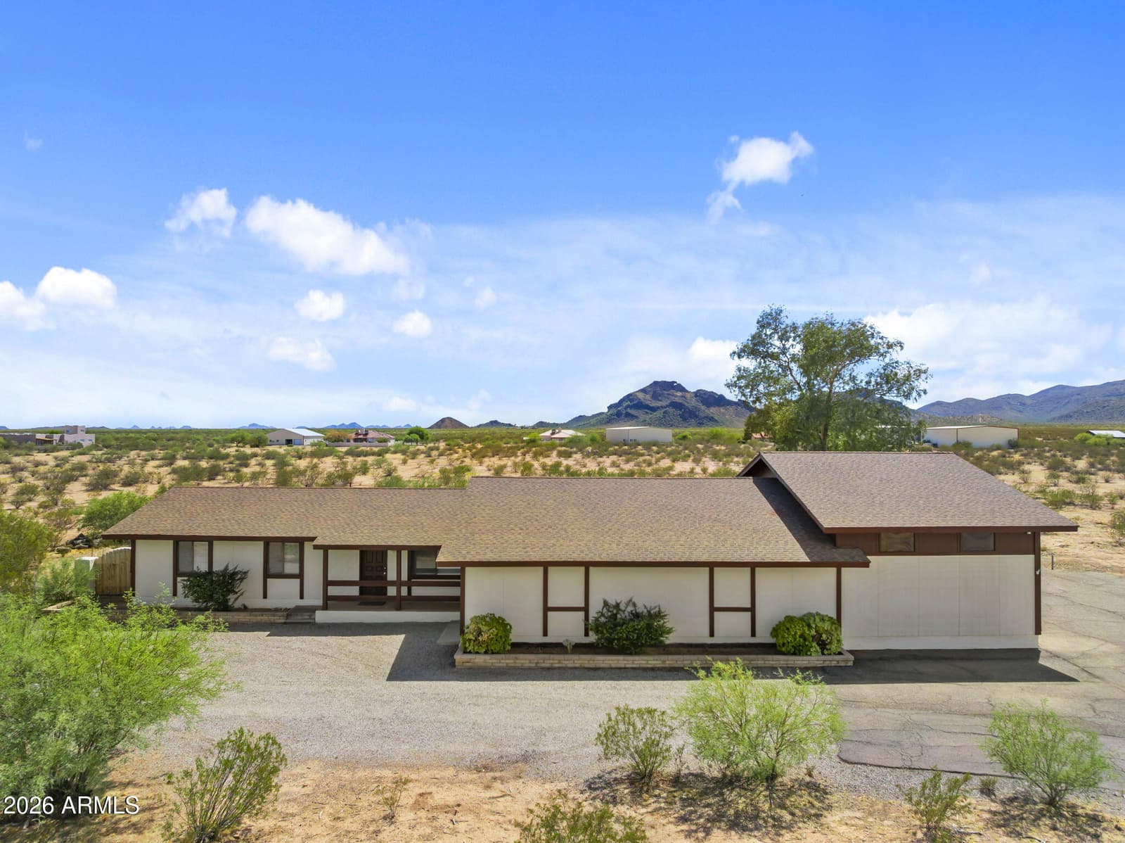 50921 W William Road, Aguila, AZ 85320 — photo 8 of 51