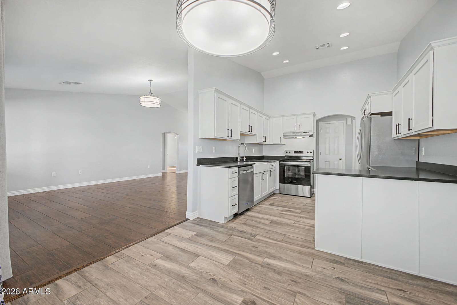 832 N 98th Street, Mesa, AZ 85207 — photo 9 of 28
