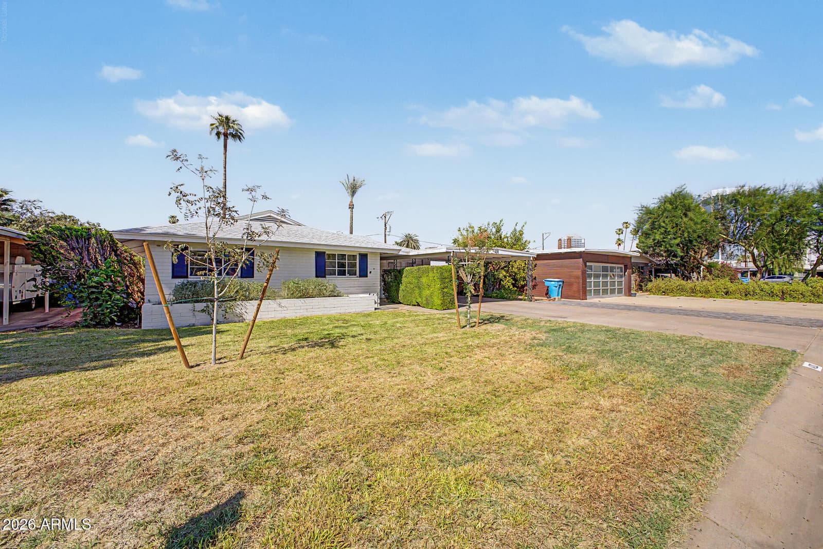 420 W Cheery Lynn Road, Phoenix, AZ 85013 — photo 2 of 34