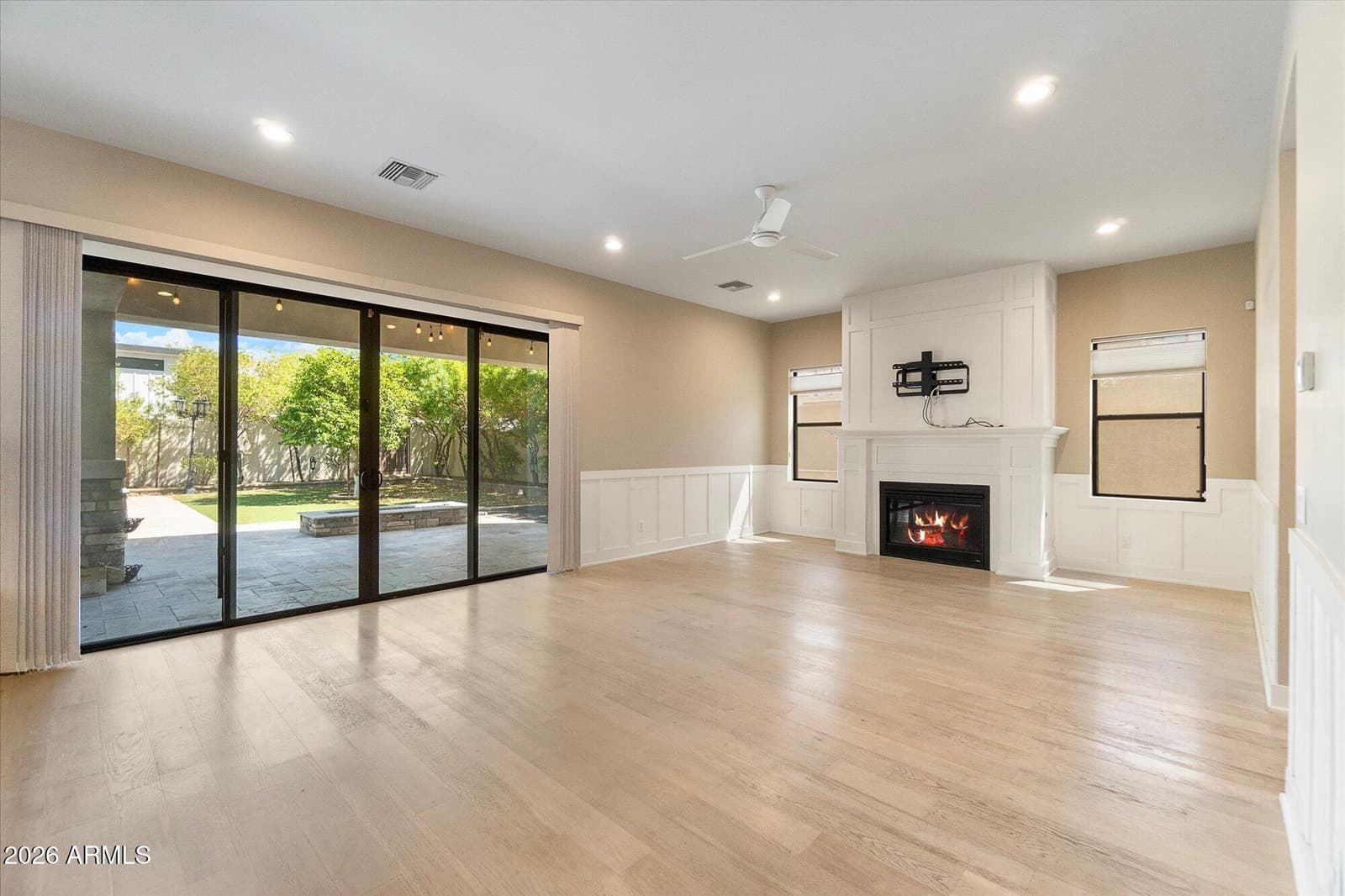 4201 N 42nd Place, Phoenix, AZ 85018 — photo 6 of 27