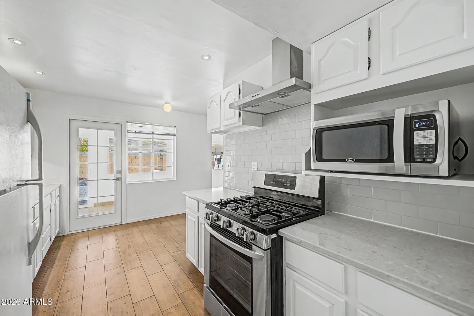 420 W Cheery Lynn Road, Phoenix, AZ 85013 — photo 13 of 34