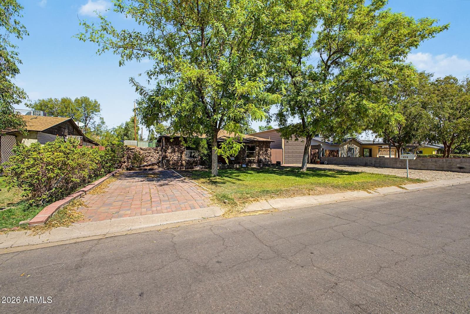 2216 W Augusta Avenue, Phoenix, AZ 85021 — photo 3 of 43