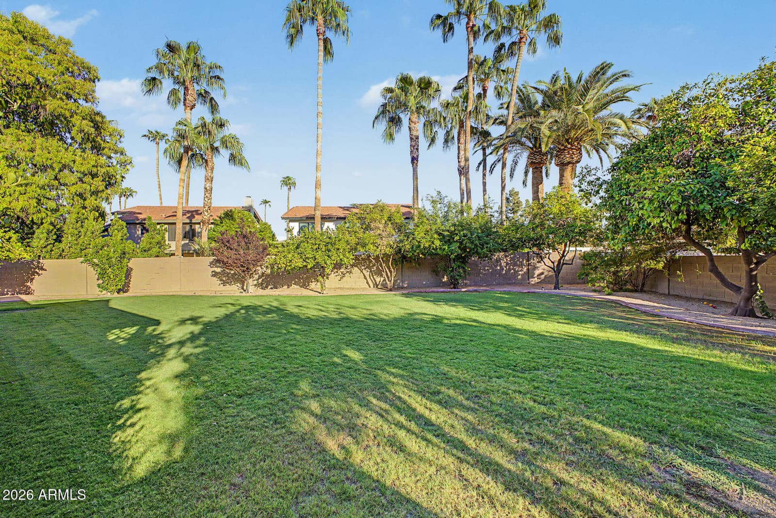 8547 N Woodland Court, Scottsdale, AZ 85258 — photo 5 of 63