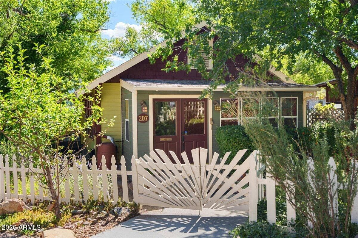 207 Congress Avenue, Prescott, AZ 86303 — photo 1 of 23