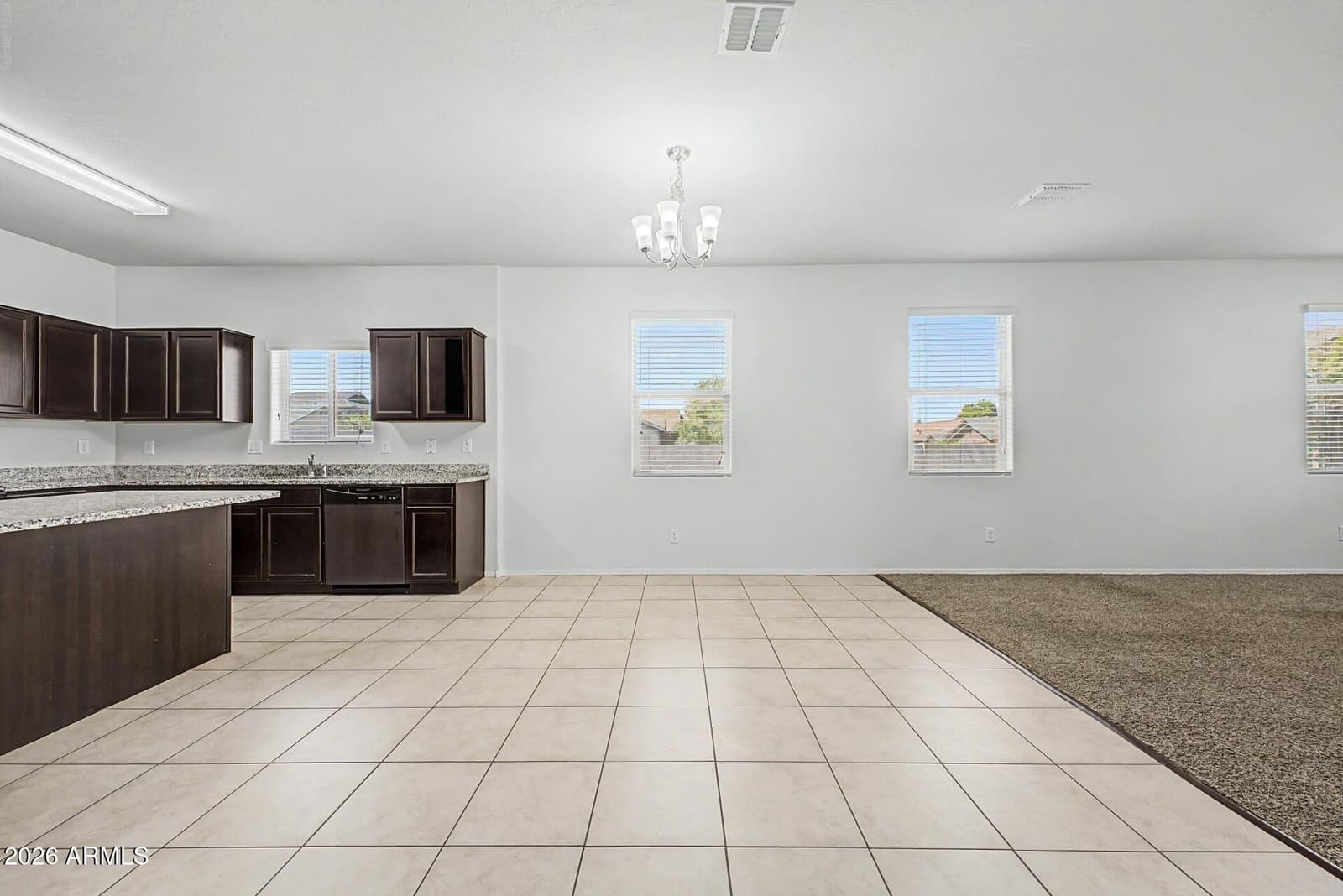 2912 W Hidalgo Avenue, Phoenix, AZ 85041 — photo 8 of 41