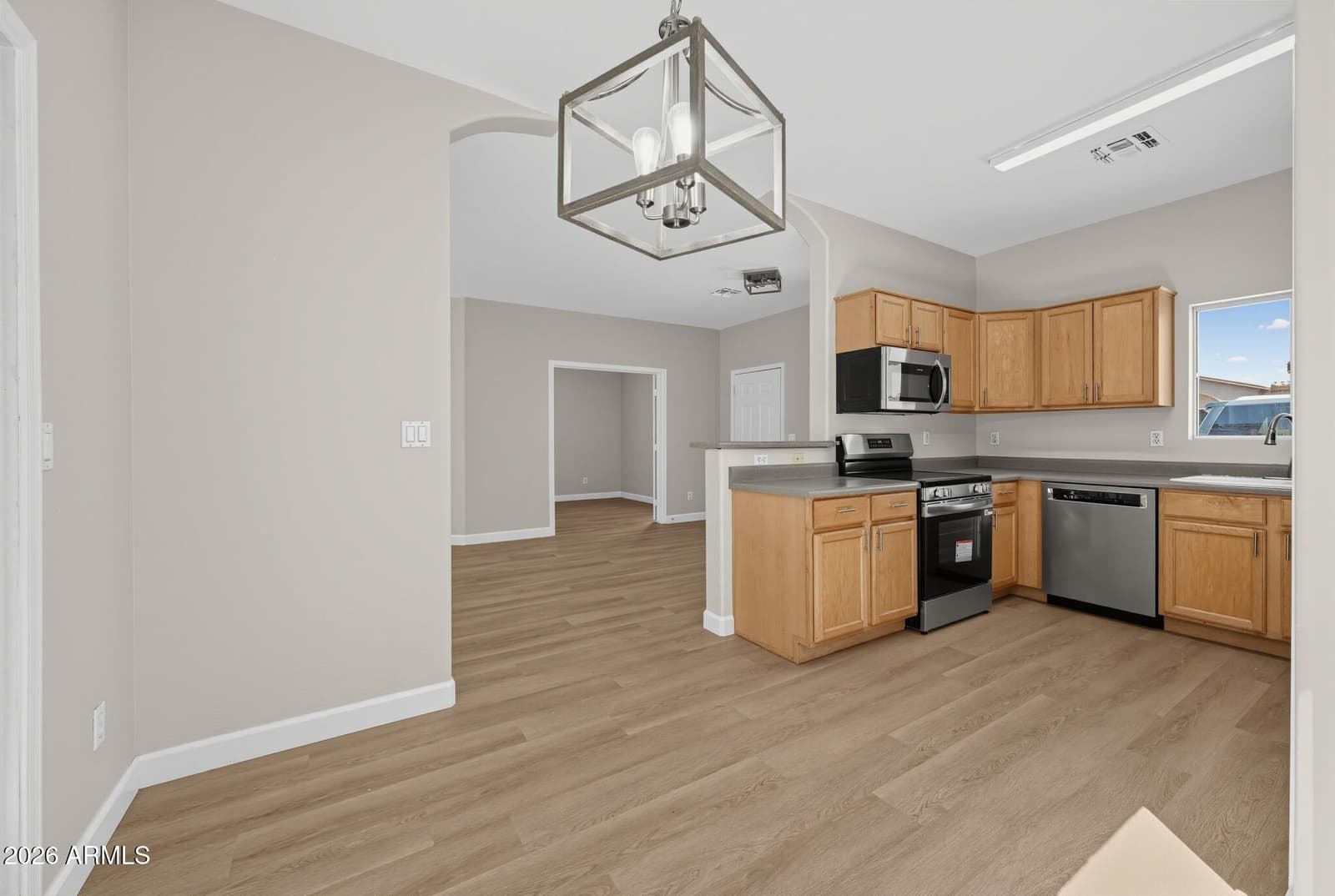 3817 W Oregon Avenue, Phoenix, AZ 85019 — photo 8 of 19