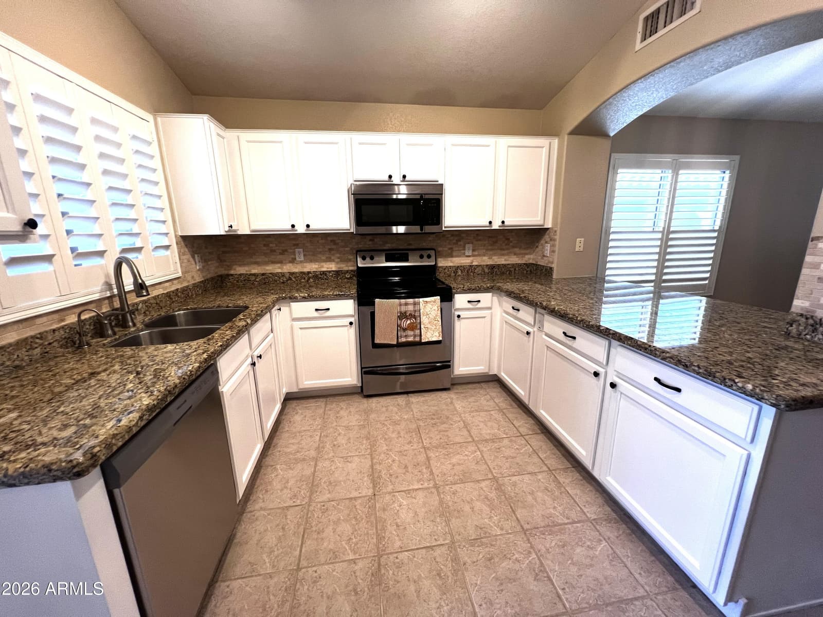 5323 W Campo Bello Drive, Glendale, AZ 85308 — photo 7 of 30