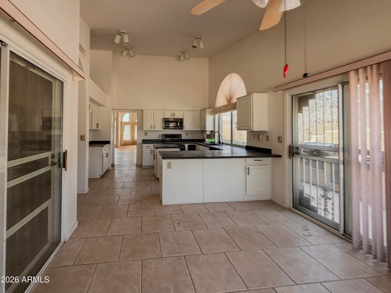 17898 W Cactus Flower Drive, Goodyear, AZ 85338 — photo 7 of 32