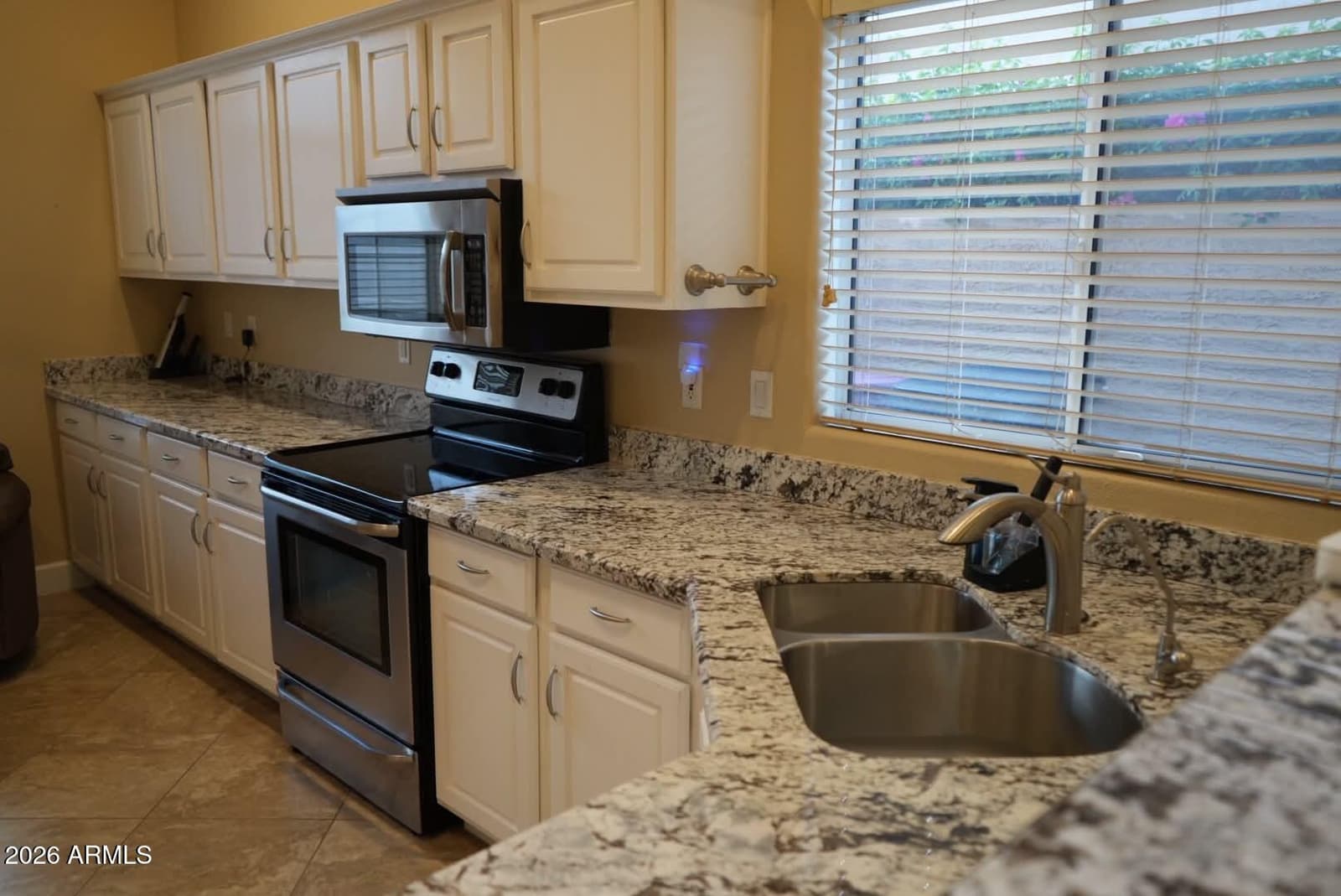 13363 N 92nd Way, Scottsdale, AZ 85260 — photo 13 of 33