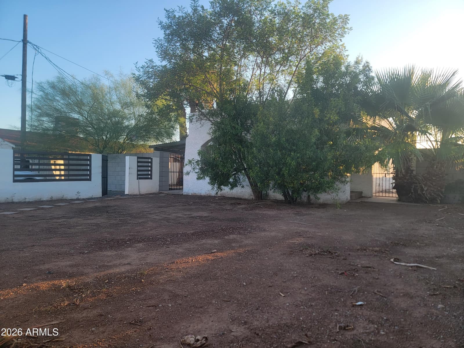 2102 N 26th Place, Phoenix, AZ 85008 — photo 2 of 49