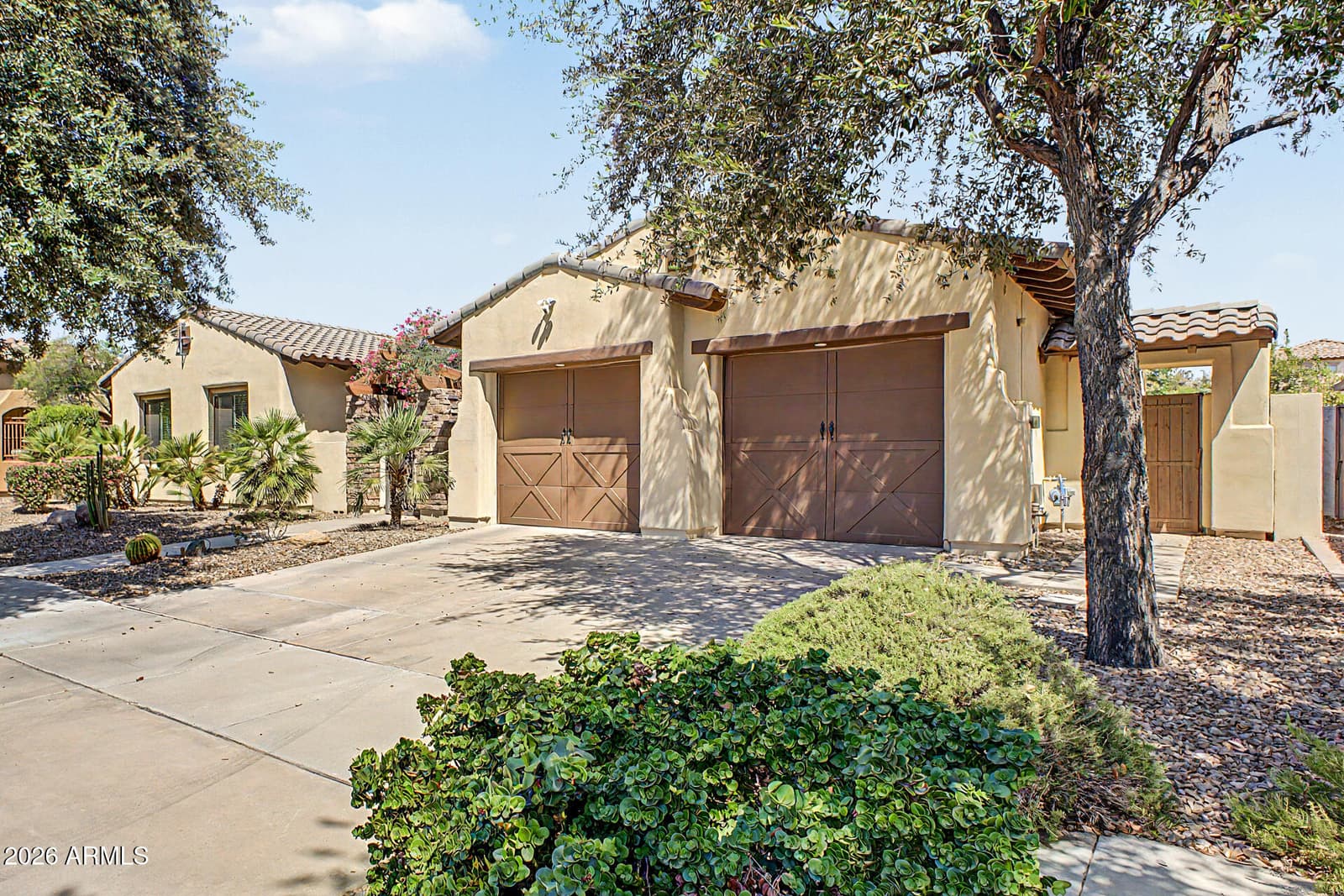 816 W Sycamore Court, Litchfield Park, AZ 85340 — photo 8 of 40