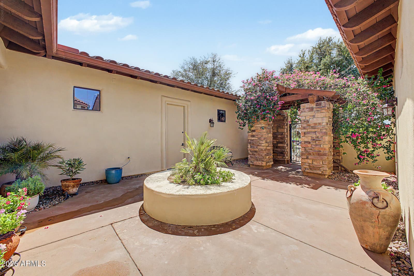 816 W Sycamore Court, Litchfield Park, AZ 85340 — photo 11 of 40