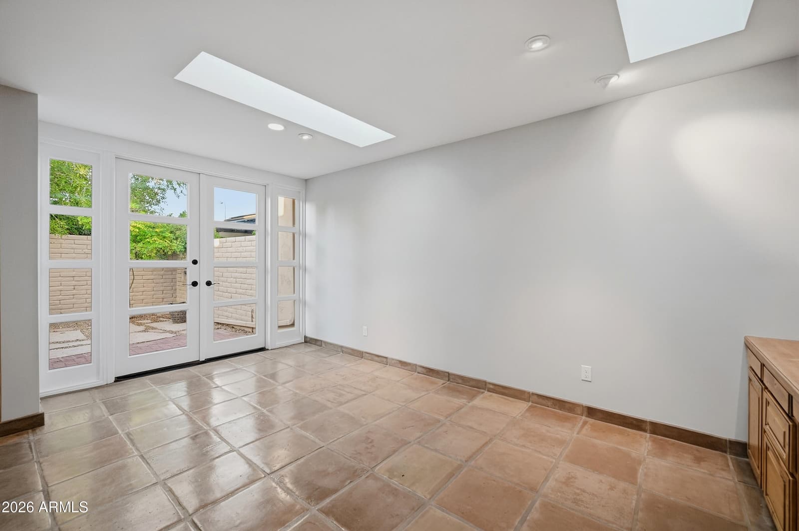7836 E Crestwood Way, Scottsdale, AZ 85250 — photo 24 of 35
