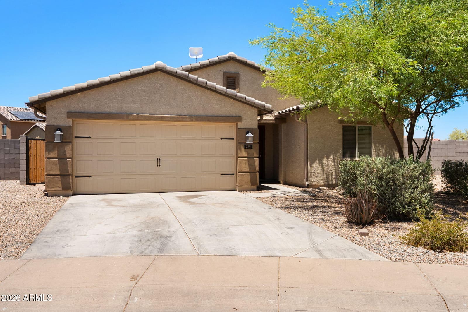 232 S Oak Street, Florence, AZ 85132 — photo 1 of 26