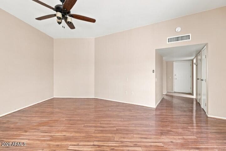 13817 N 111th Avenue, Sun City, AZ 85351 — photo 13 of 39