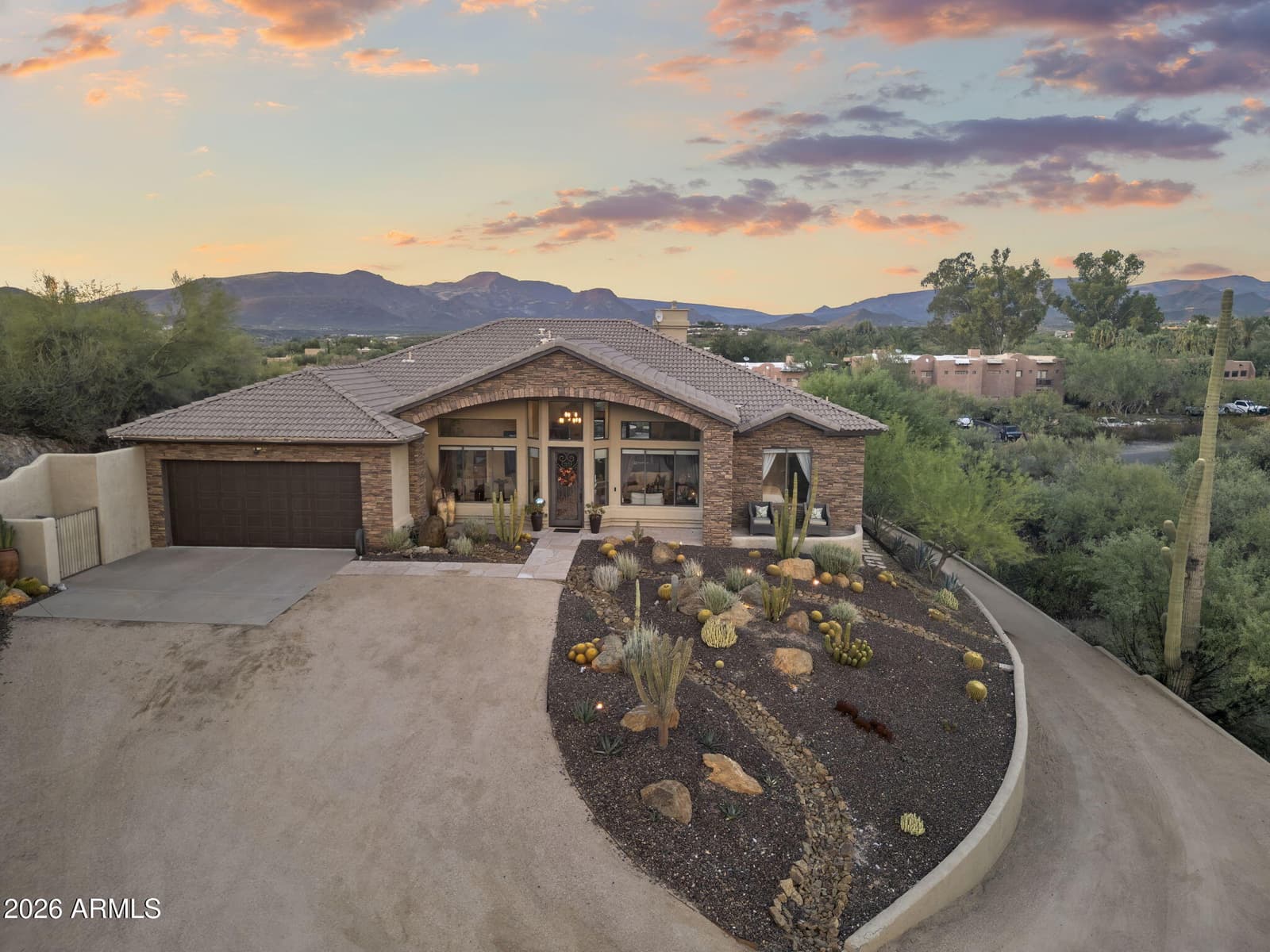 5715 E Rancho Manana Boulevard, Cave Creek, AZ 85331 — photo 3 of 99