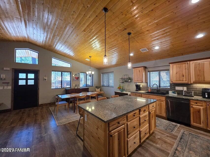 3233 Turkey Track Road, Pinetop, AZ 85935 — photo 12 of 33