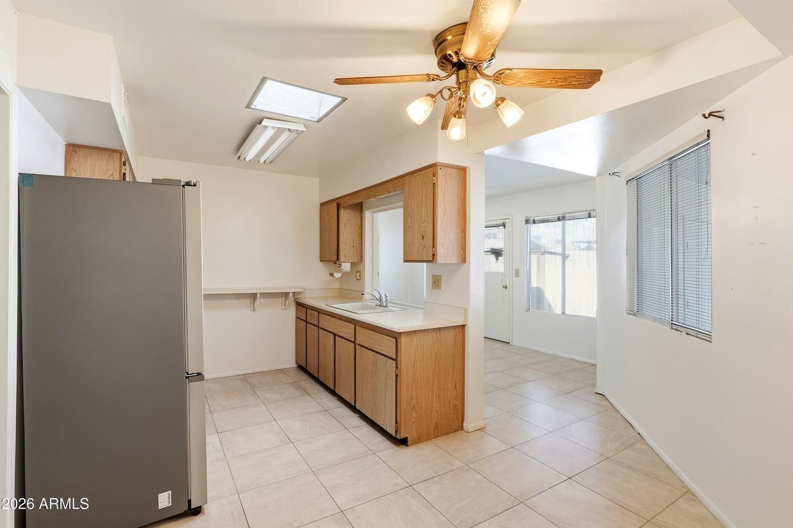 13811 N Garden Court Drive, Sun City, AZ 85351 — photo 10 of 29