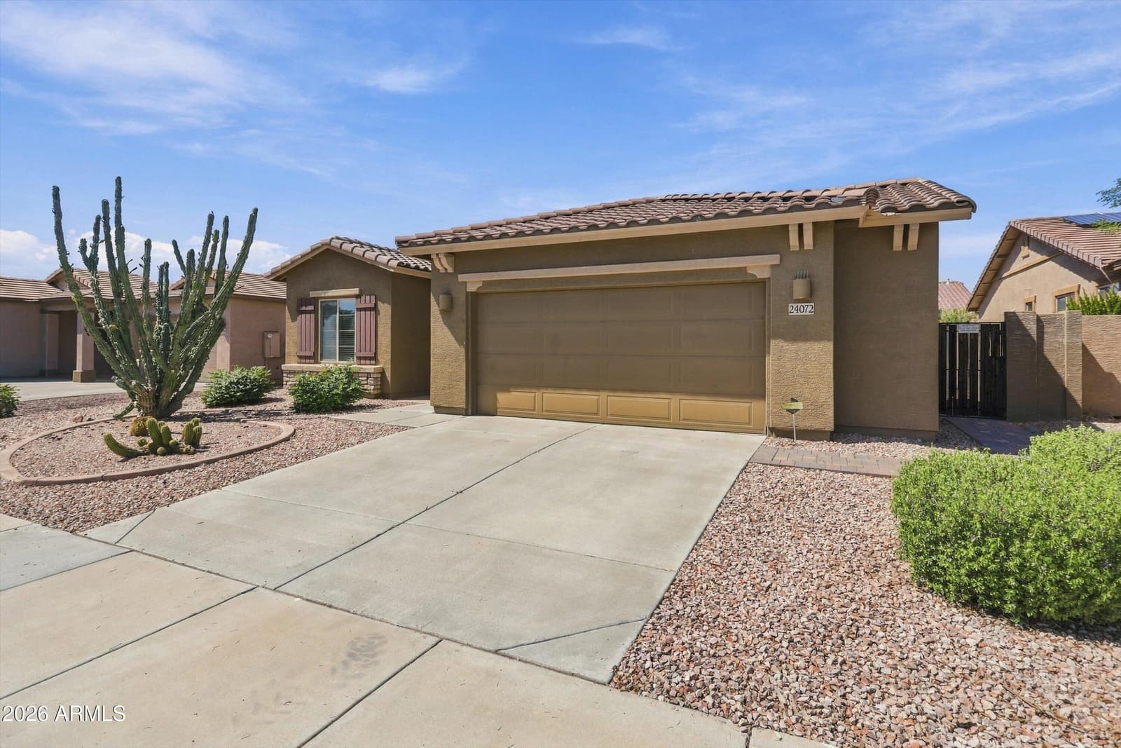 24072 N 164th Avenue, Surprise, AZ 85387 — photo 3 of 34