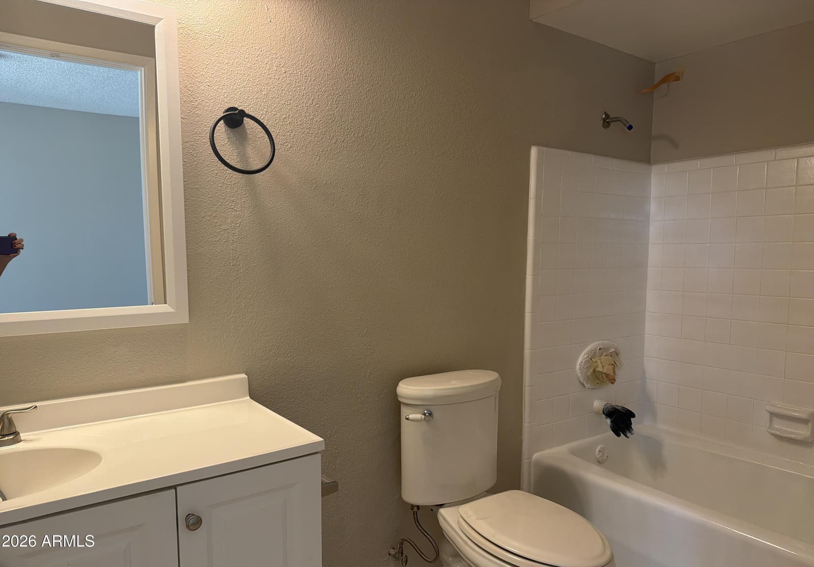 8334 N 57th Drive, Glendale, AZ 85302 — photo 5 of 7