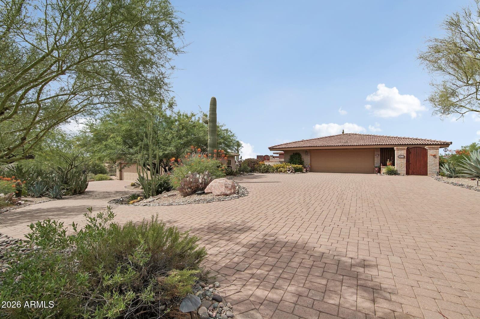 9421 E Here to There Drive, Carefree, AZ 85377 — photo 4 of 65