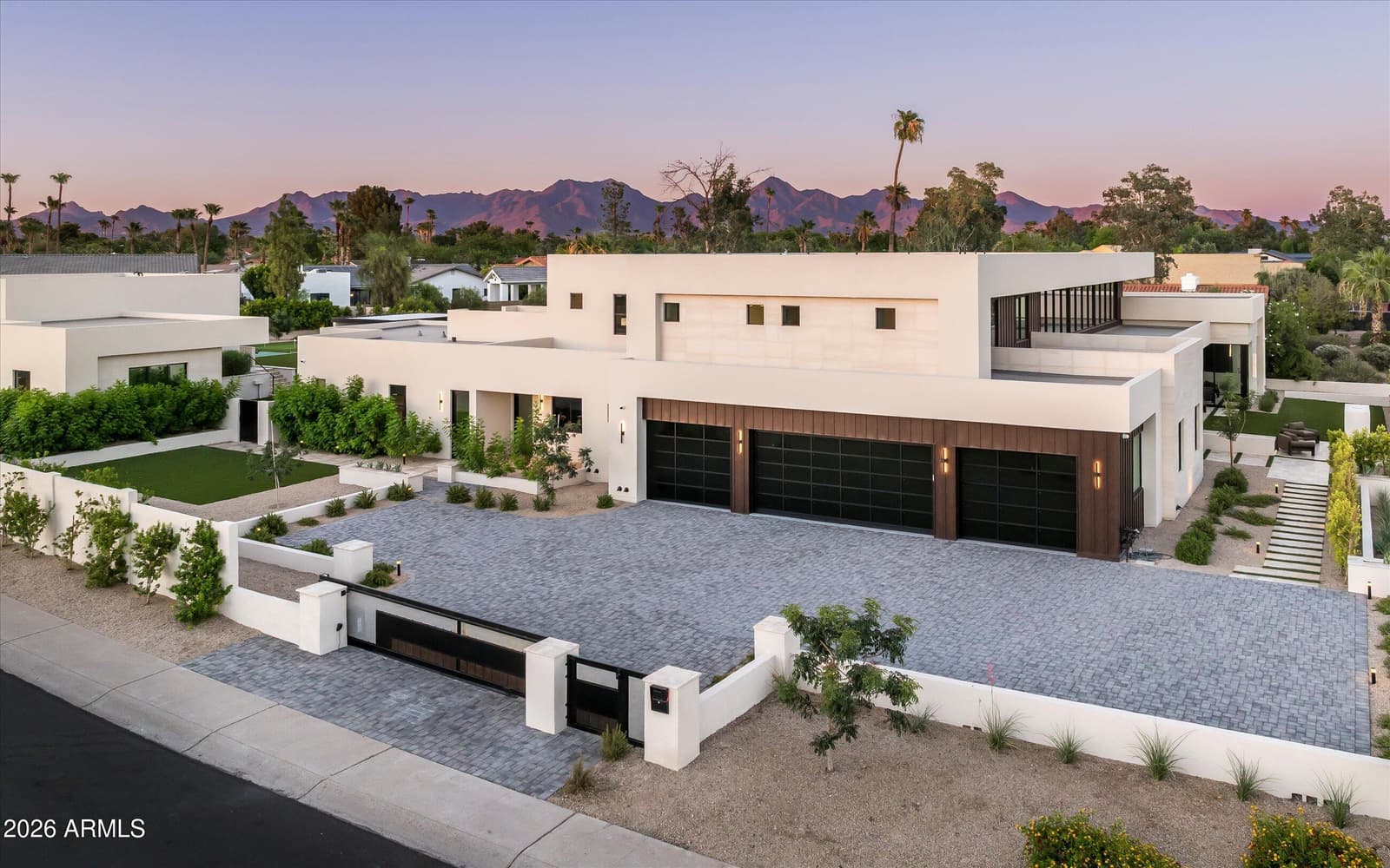 7432 E Wethersfield Road, Scottsdale, AZ 85260 — photo 3 of 134