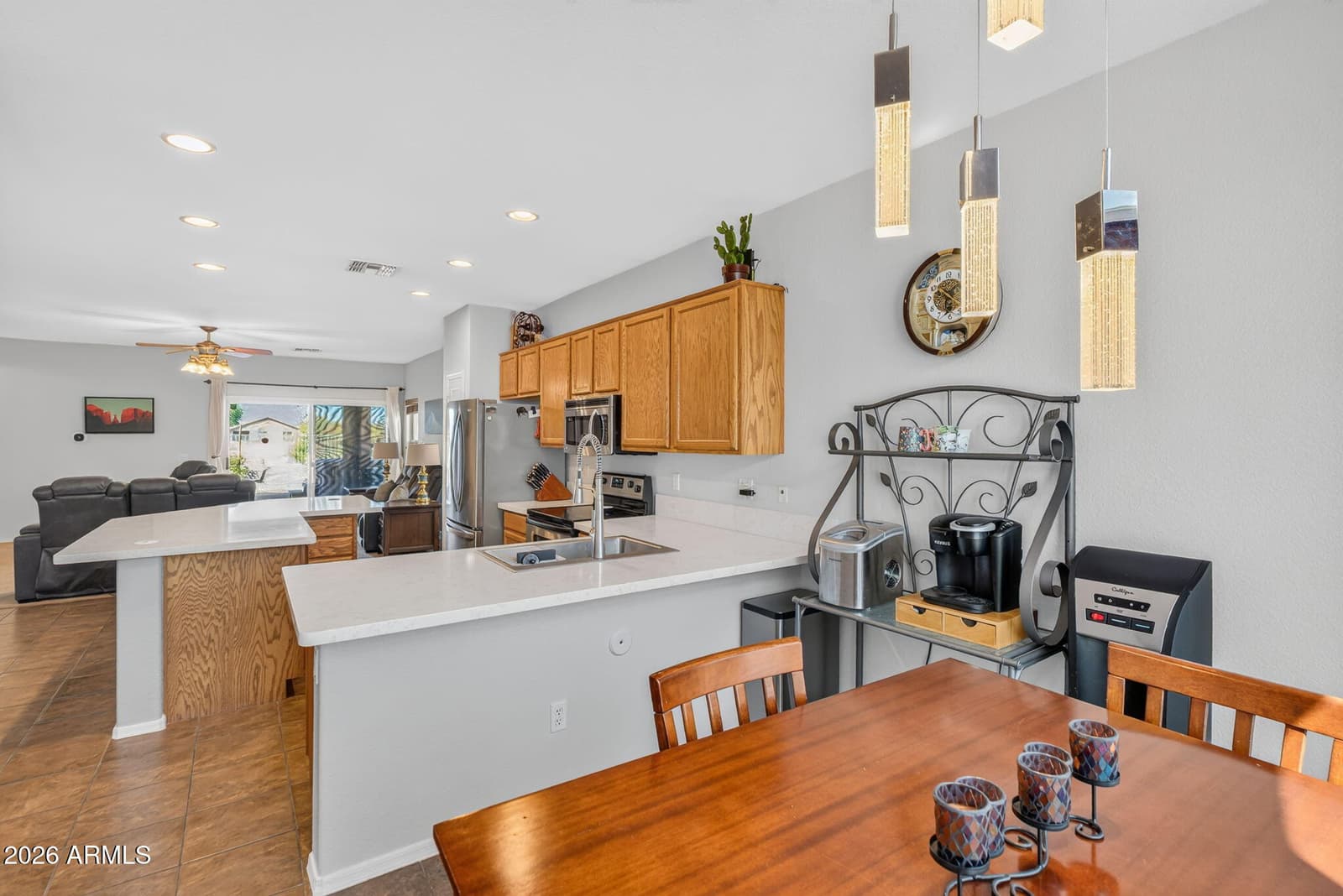 814 S 124th Avenue, Avondale, AZ 85323 — photo 13 of 52