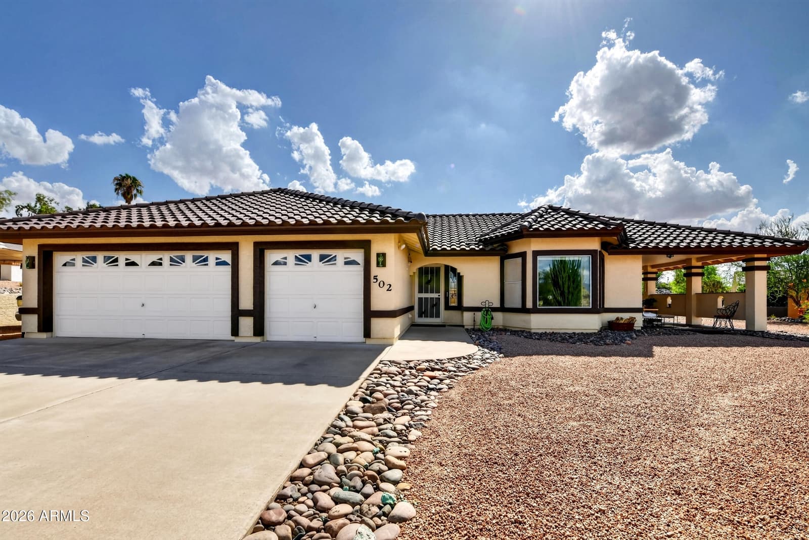 502 N Sierra Vista Drive, Wickenburg, AZ 85390 — photo 1 of 40
